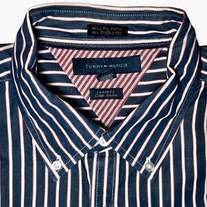 Tommy Hilfiger Custom Fit Striped Dress Shirt in Red/White/Blue Mens L/16 1/2-17